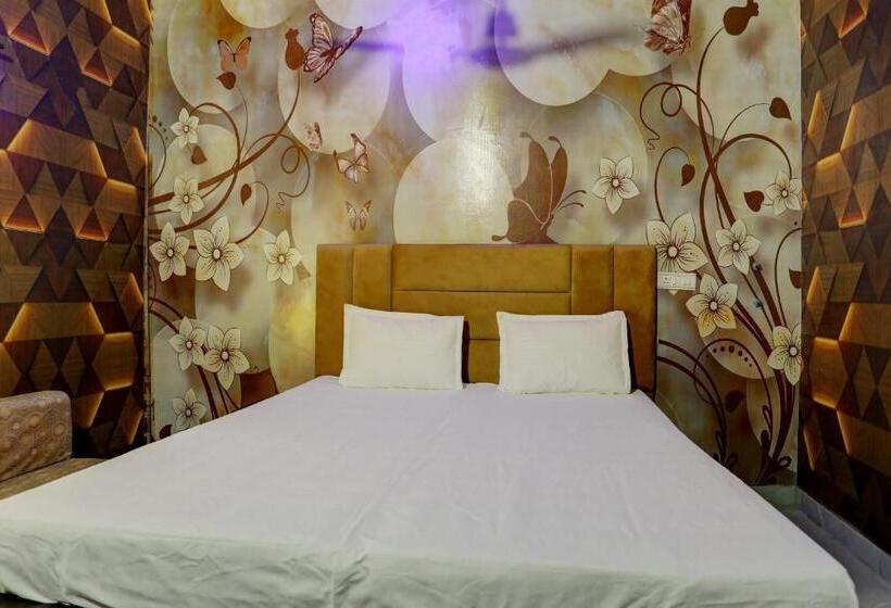 هتل Paradise Inn    Lpu Law Gate