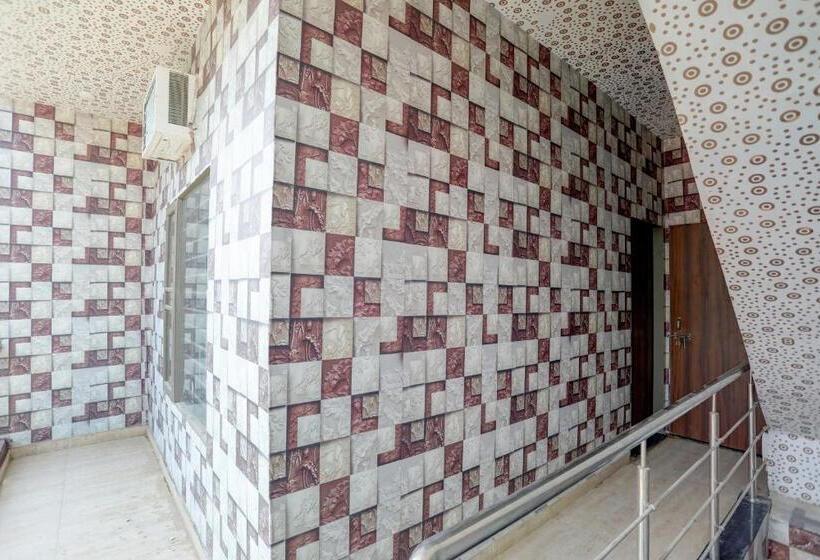 هتل Paradise Inn    Lpu Law Gate