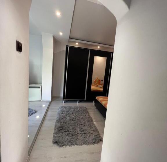 پانسیون Casa Tofalvi