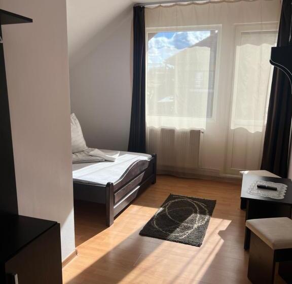 پانسیون Casa Tofalvi