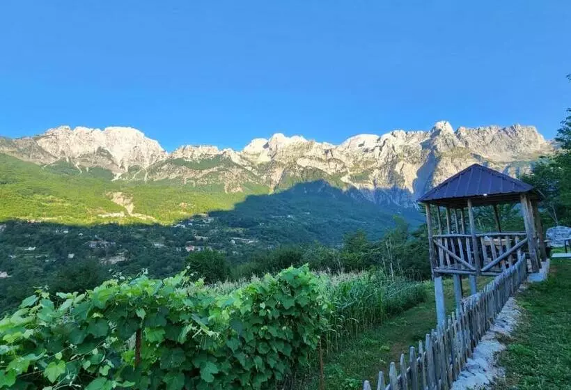 Majatalo Mountain Vista Guesthouse Shkafi