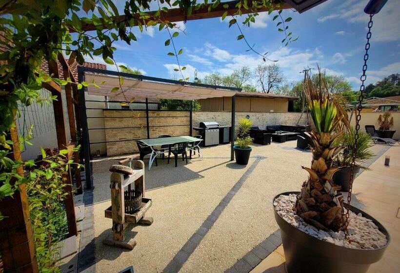 민박 Au Vendangeoir Chambres D Hôtes