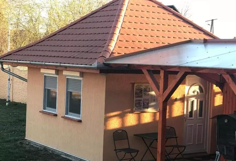 Aamiaismajoitus (B&B) Cuki Lak