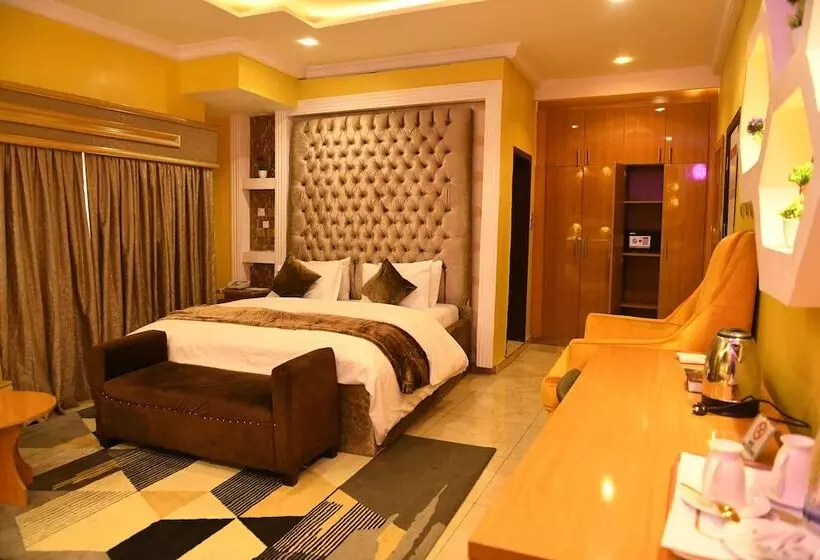 Hotelli Portland Resort