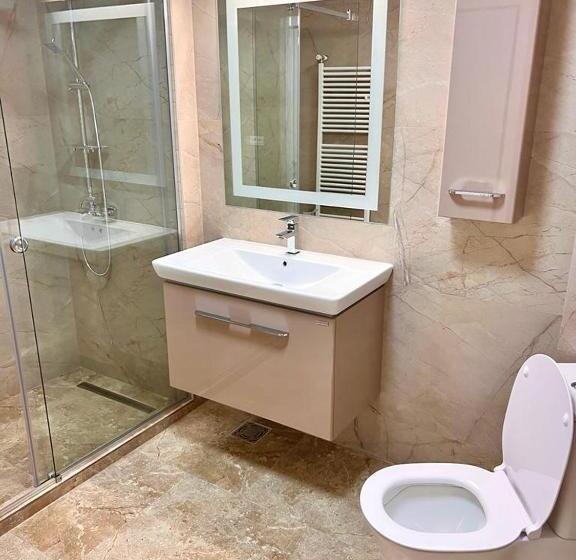 پانسیون Kir House On The Beach