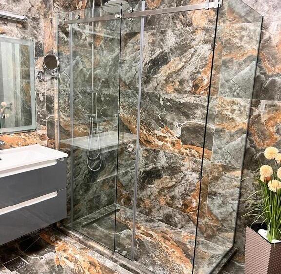 پانسیون Kir House On The Beach