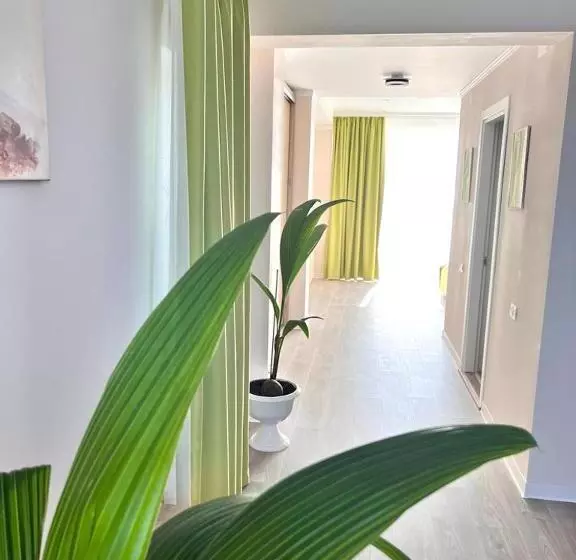 Majatalo Kir House On The Beach