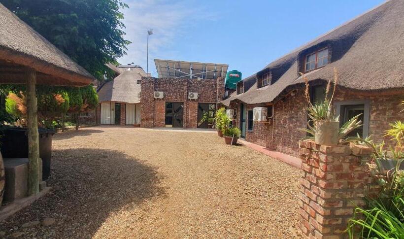 פנסיון Pecan Guesthouse