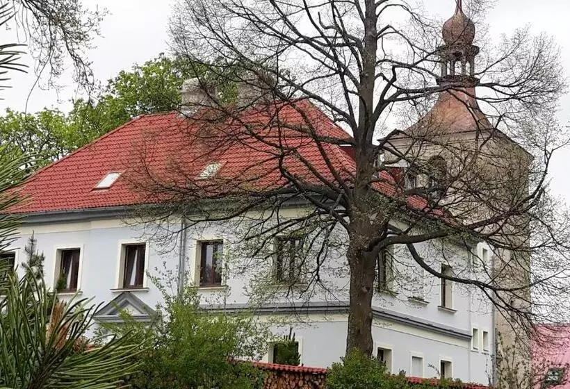 Majatalo Penzion Zvonice Hojná Voda