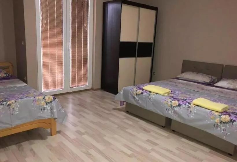 پانسیون Struga Rooms/dhoma/sobi