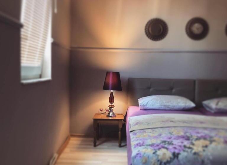 پانسیون Struga Rooms/dhoma/sobi