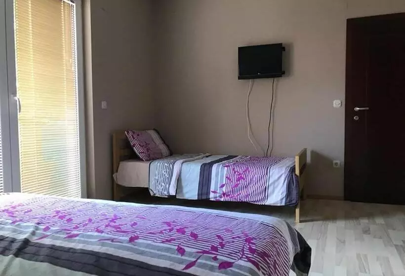 پانسیون Struga Rooms/dhoma/sobi