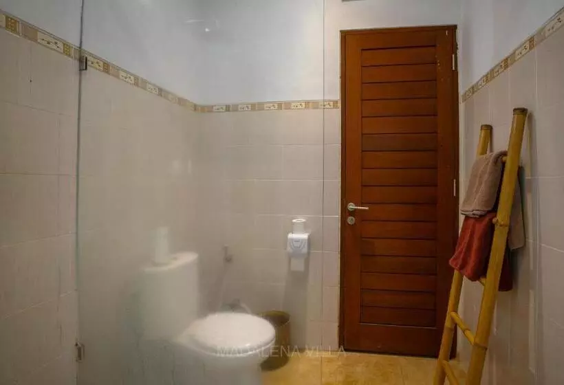 ペンション Villa Madalena