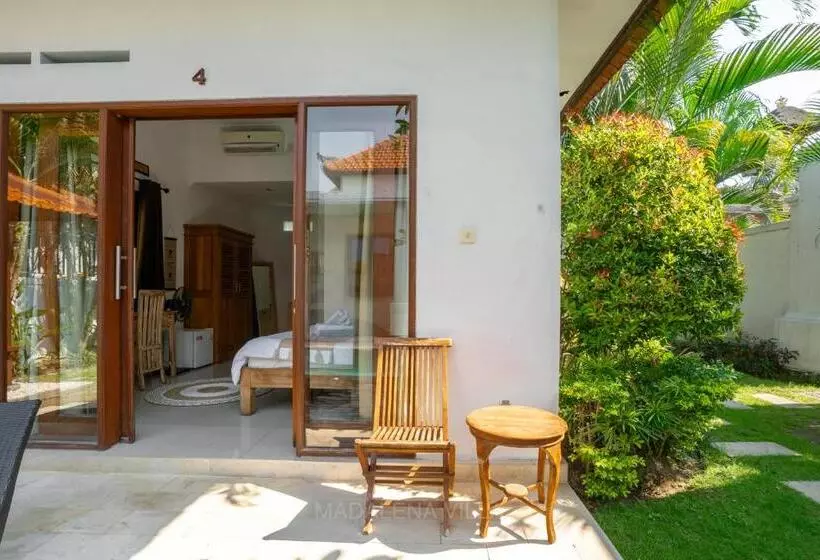 ペンション Villa Madalena