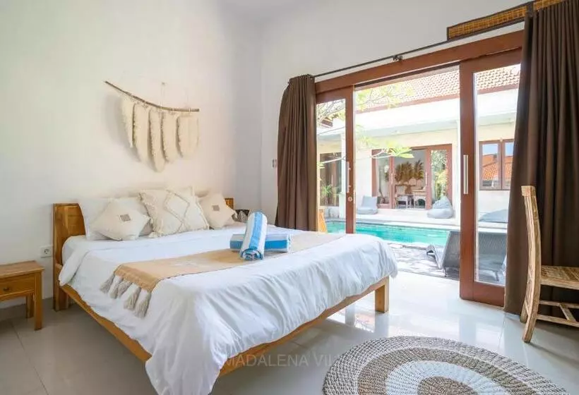 ペンション Villa Madalena