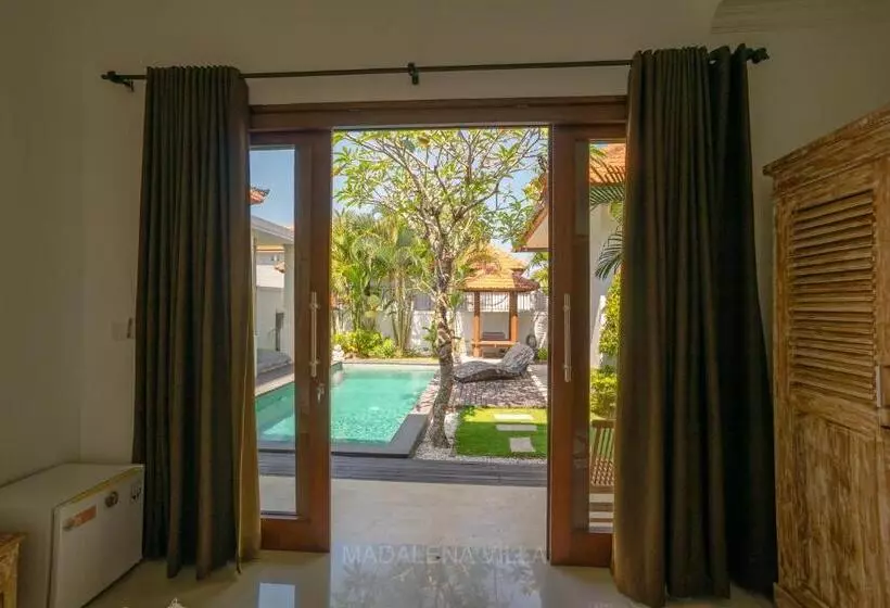 ペンション Villa Madalena