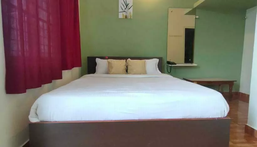 ホテル Lucky Inn Coorg