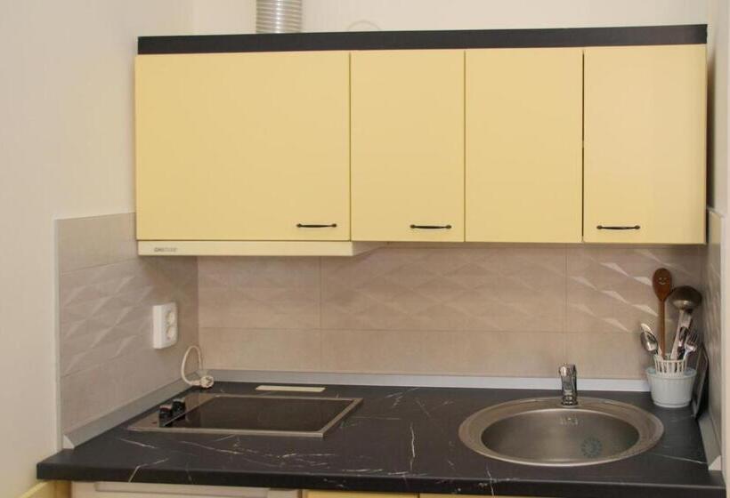 تختخواب و صبحانه Pensiunea Praid Parajd Panzió