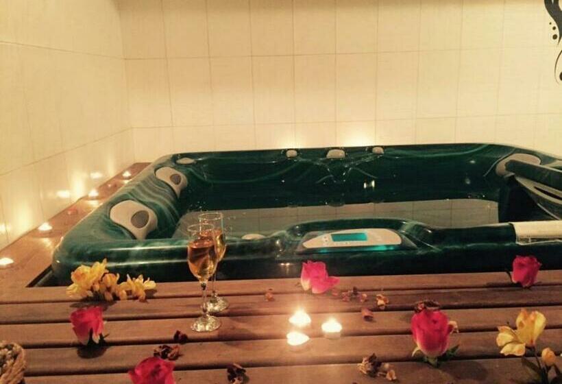 בית מלון כפרי Bansko Boutique