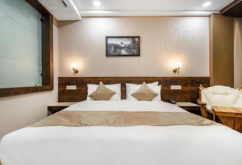 Hotel Elaf Residency