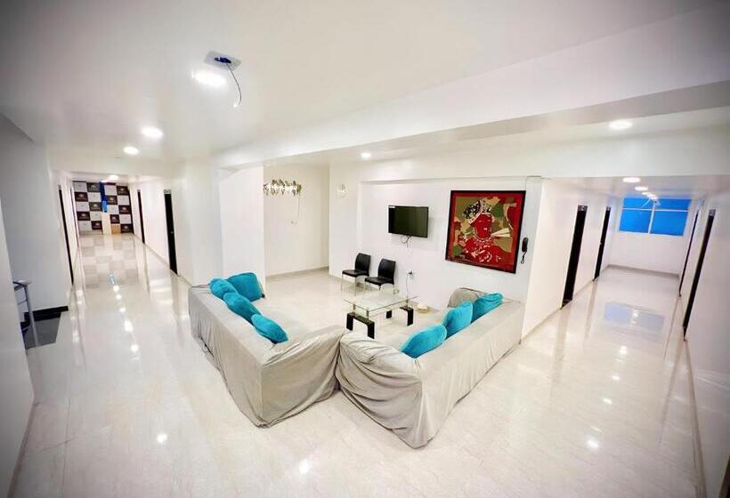 هتل Rahul Regency, Aurangabad