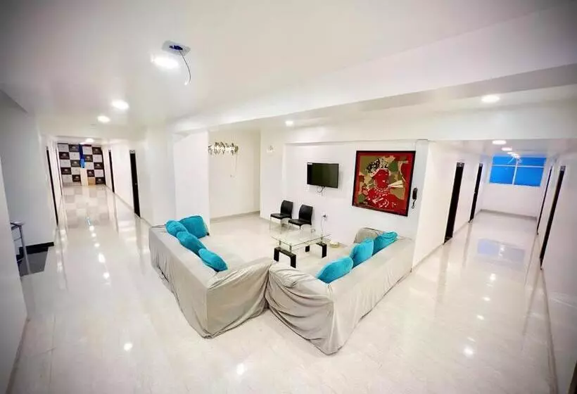 هتل Rahul Regency, Aurangabad