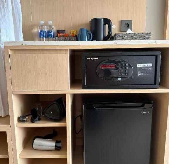 هتل The Cam Ranh Resort All Luxury Service