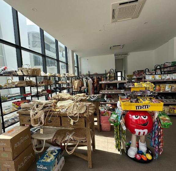 هتل The Cam Ranh Resort All Luxury Service