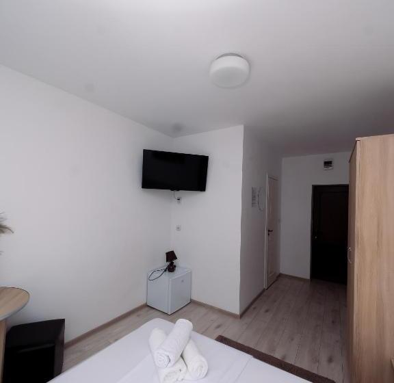 Pensão Complex Stoican