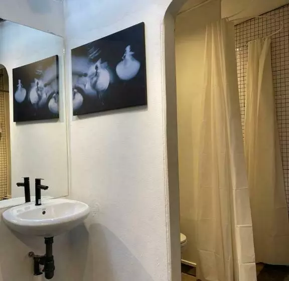 Retkeilymaja The Ordinary 8