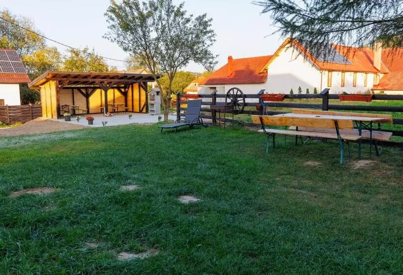 Aamiaismajoitus (B&B) Casa Iager   Vama Buzaului