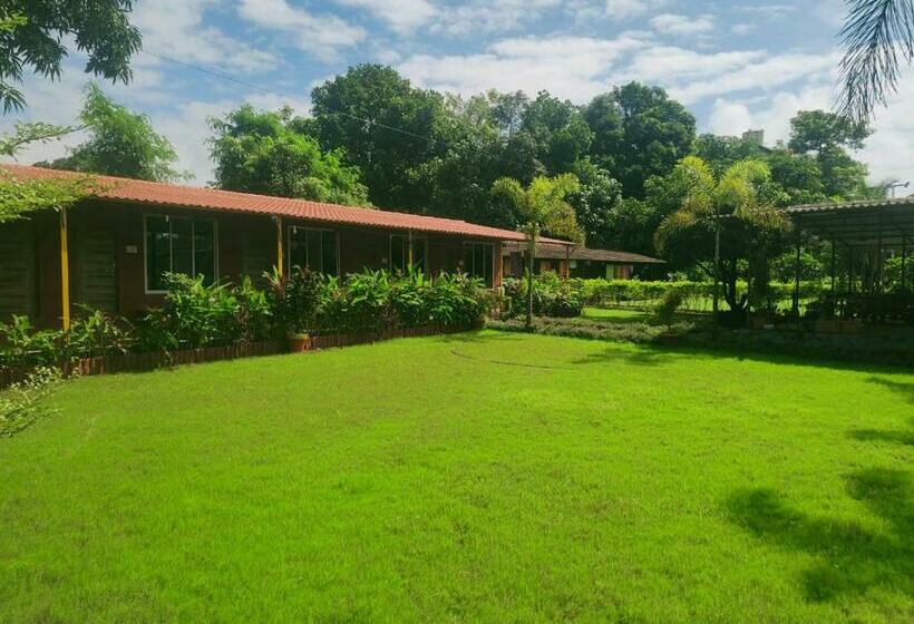 Green Blossom Resort Roha