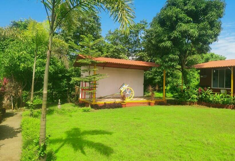 Green Blossom Resort Roha