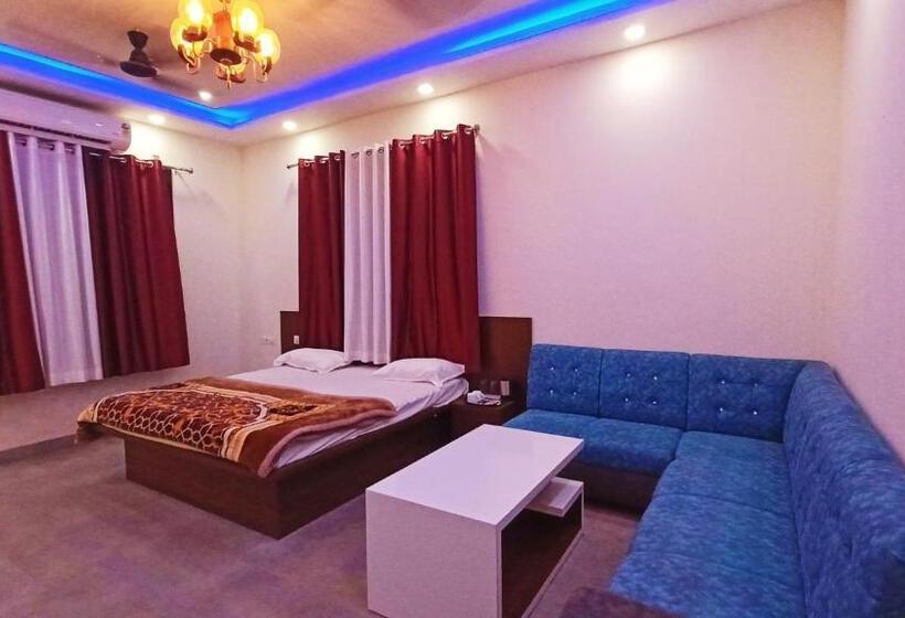 هتل Lakshya Resort