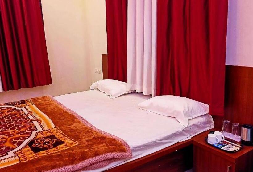 هتل Lakshya Resort