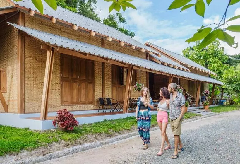 Society House Luxury Hostel