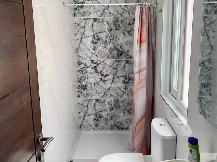 تختخواب و صبحانه Twenty9th