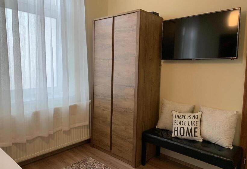 צימר Mayer Vendégház