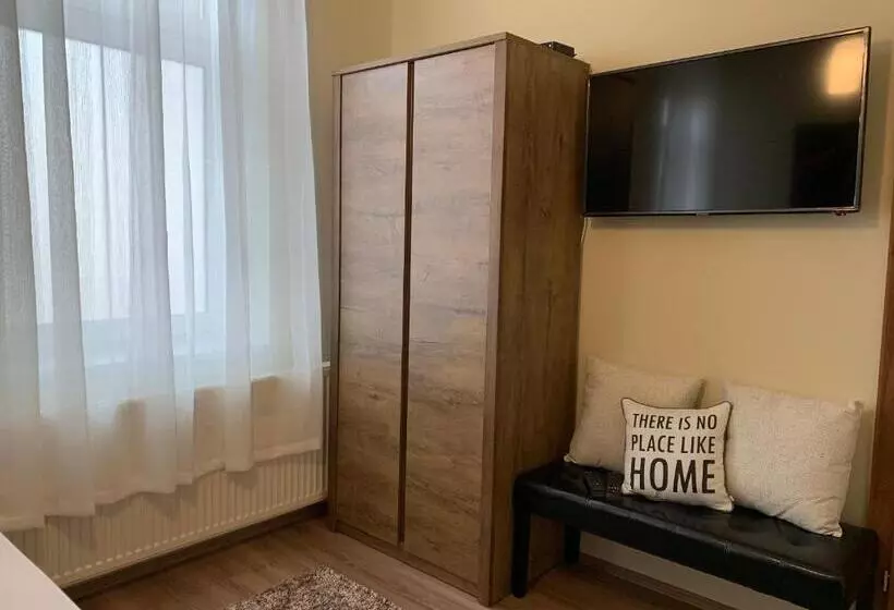 Aamiaismajoitus (B&B) Mayer Vendégház