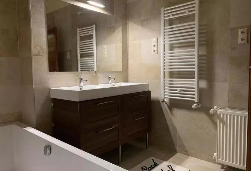 Aamiaismajoitus (B&B) Mayer Vendégház