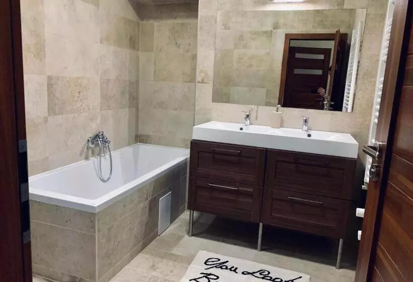 Aamiaismajoitus (B&B) Mayer Vendégház