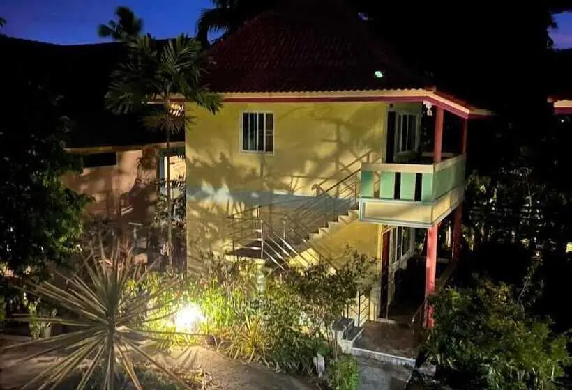 ホテル Kata Villa Merit Hill Bungalows