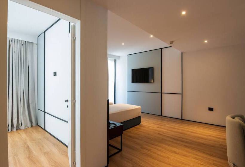 هتل Mango Luxury Resorts