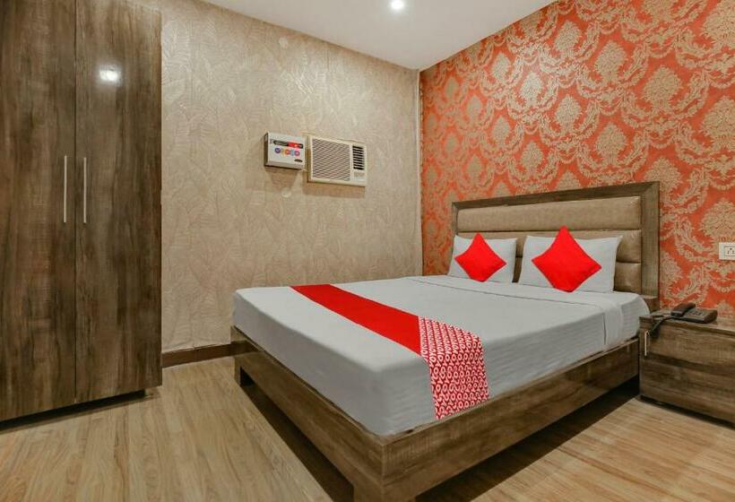 בית מלון כפרי Oyo Flagship Brothers Barbecue