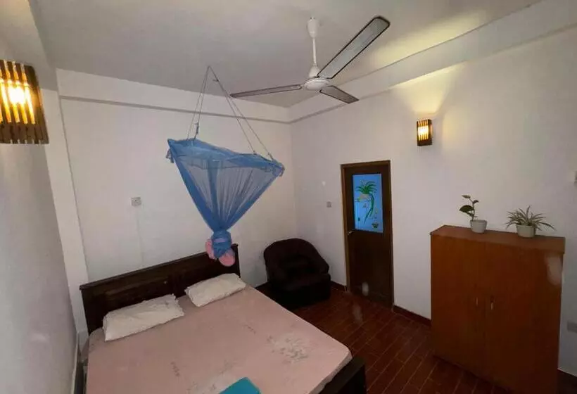ペンション Ocean Air Guesthouse And Villa Weligama Minute To Waves