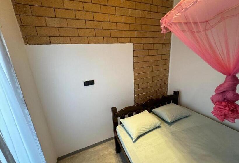 פנסיון Ocean Air Guesthouse And Villa Weligama Minute To Waves