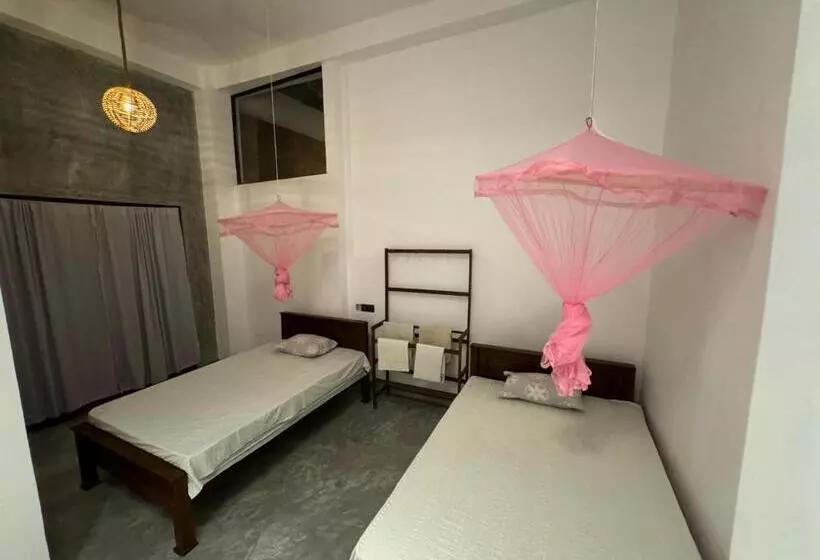 ペンション Ocean Air Guesthouse And Villa Weligama Minute To Waves