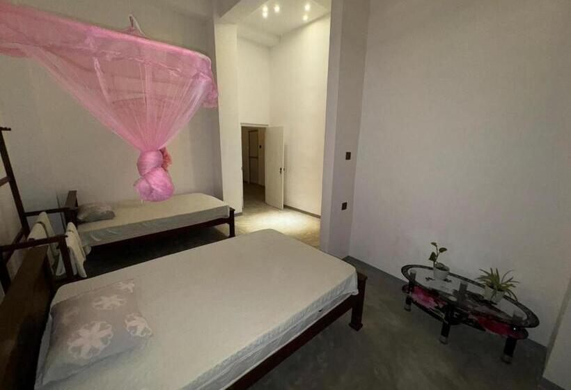 بنسيون Ocean Air Guesthouse And Villa Weligama Minute To Waves