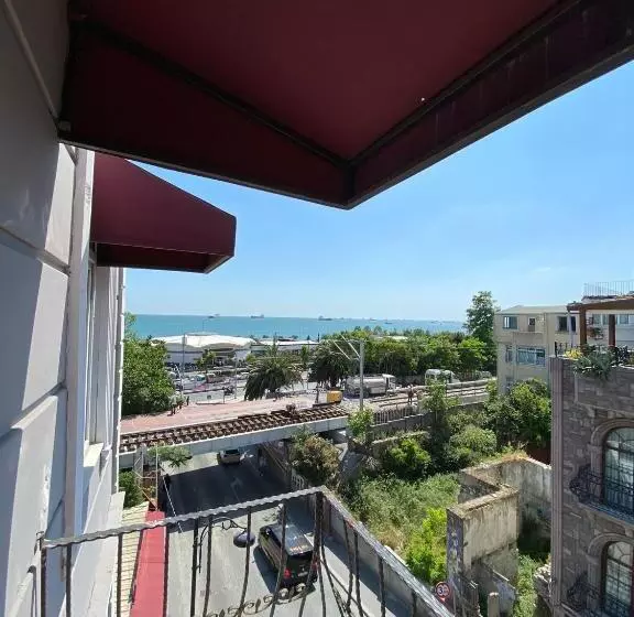 هتل Golden Palace Sea View