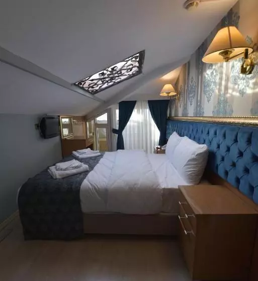 هتل Golden Palace Sea View